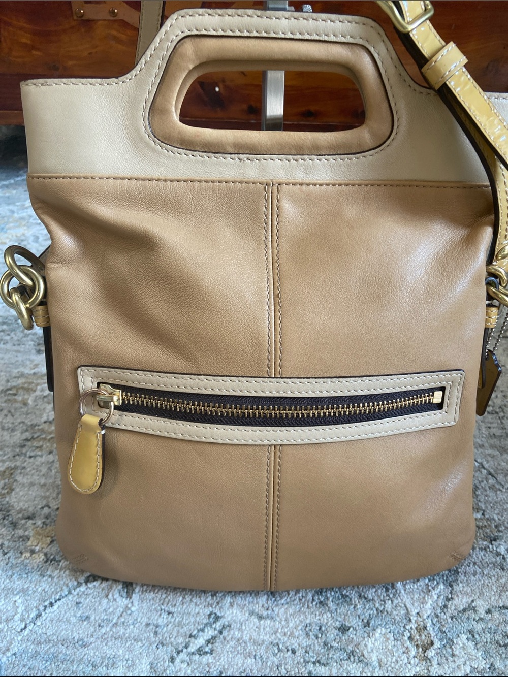 Coach 2008 Bonnie Leather Fold Over Crossbody (13388) - Picture 3 of 16